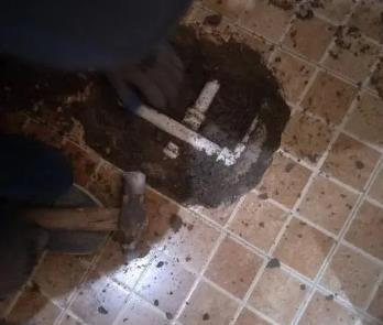 韶关市卫生间漏水维修公司为您分享下卫生间渗水如何处理及注意事项