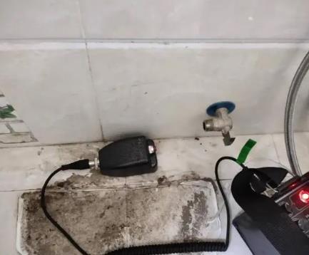 韶关市屋顶漏水维修公司分享下卫生间漏水的危害及解决方法